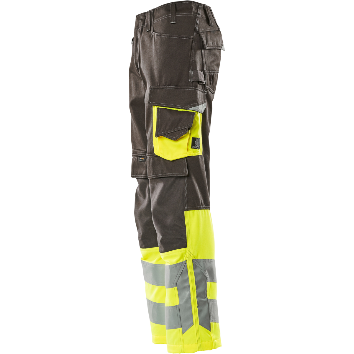 Trousers with kneepad pockets