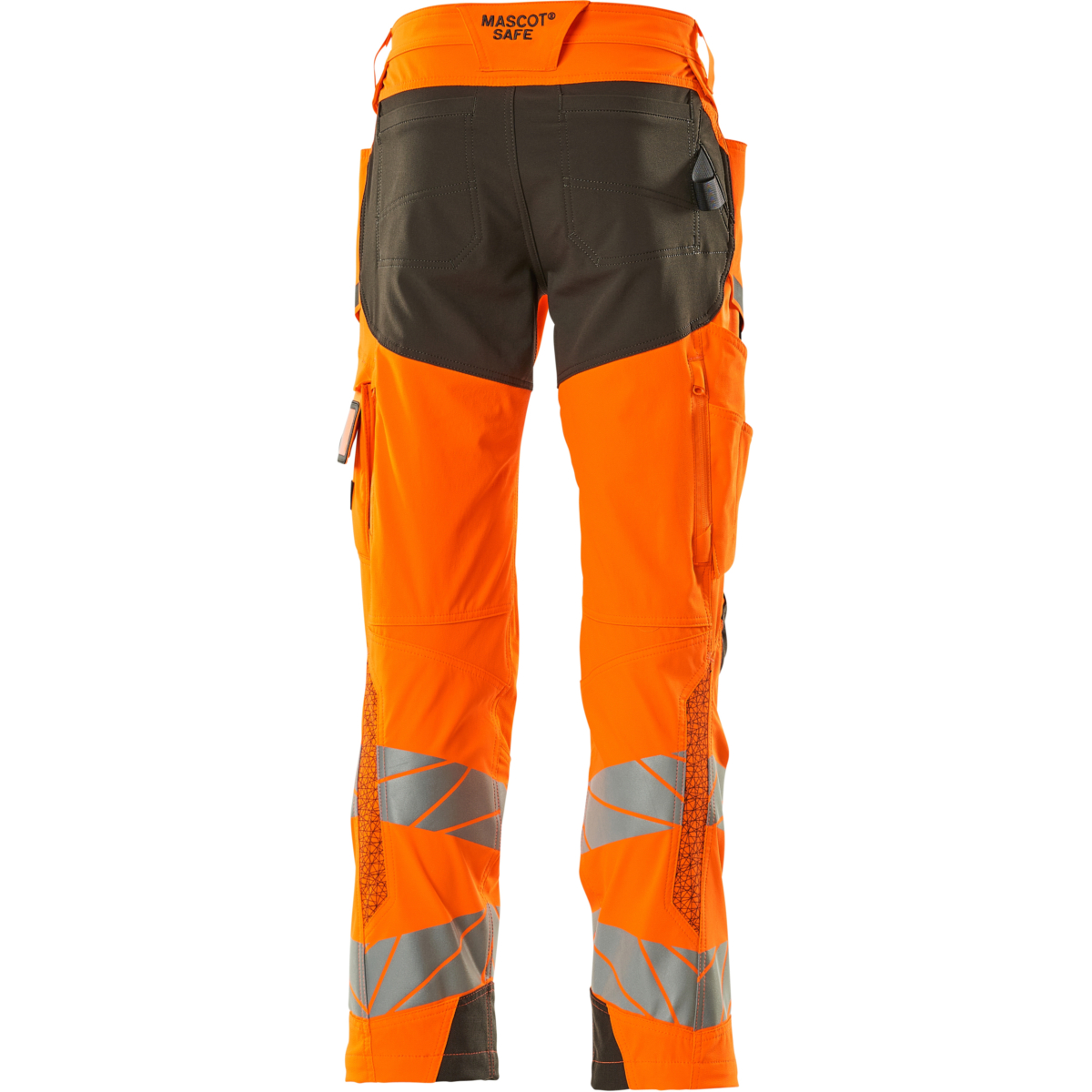 Trousers with kneepad pockets