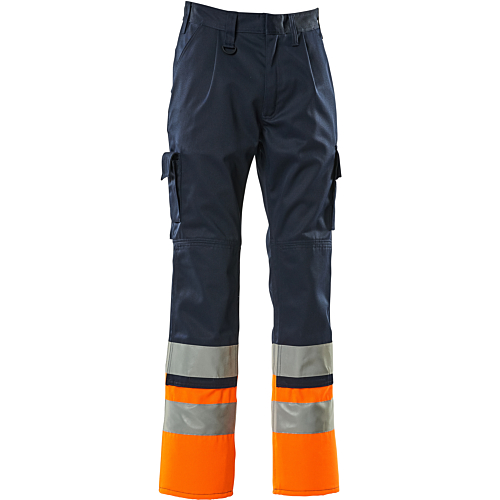 Trousers with kneepad pockets