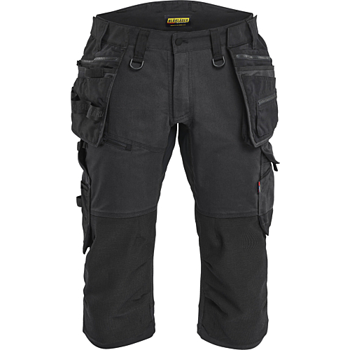 STRIKER Pirate Shorts with stretch