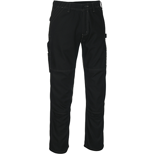 Trousers with thigh pockets