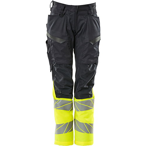 Trousers with kneepad pockets